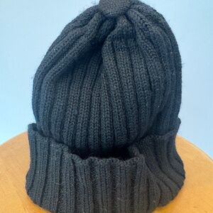 Vintage PATRICIA UNDERWOOD KNITS Black Lambs Wool Hat